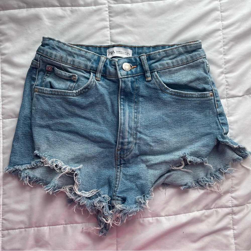 zara. jean shorts